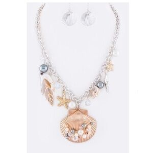 Mix Shell Charms Necklace Set